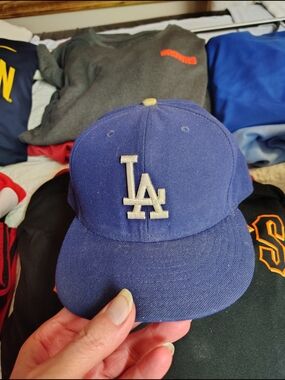 Los Angeles Dodgers Mens New Ear Blue Baseball Cap - LA Logo Size 8 Read Discrip